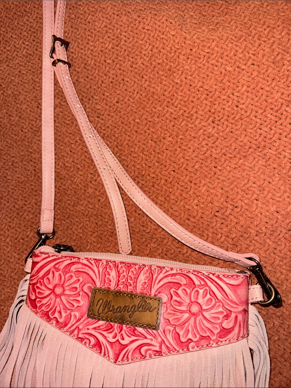 Wrangler Pink Floral Fringe Crossbody Purse with Taupe Fringe - Picture 3 of 12